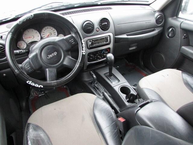 2004 Jeep Liberty Sport 2004 Jeep Liberty Sport