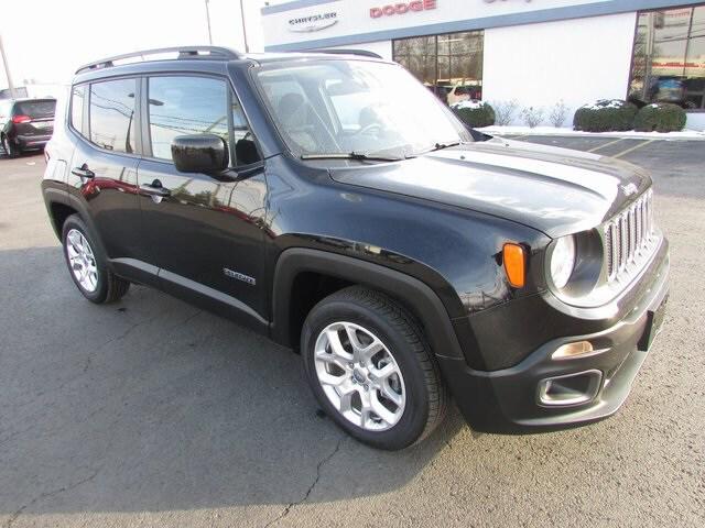 2017 Jeep Renegade Latitude FWD 2017 Jeep Renegade Latitude FWD