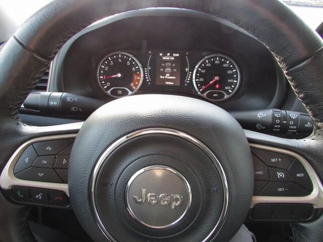 2017 Jeep Renegade Latitude FWD 2017 Jeep Renegade Latitude FWD