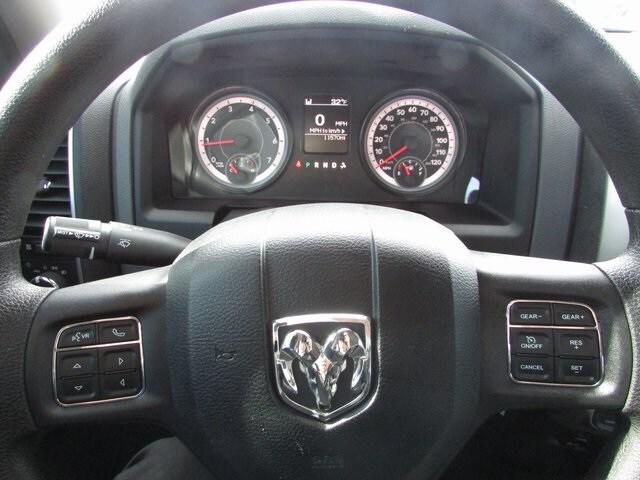 2016 RAM 1500 SLT 2016 RAM 1500 SLT