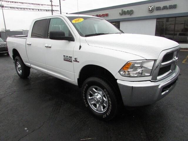 2017 RAM 2500 SLT Crew Cab 4x4 64 Box 2017 RAM 2500 SLT Crew Cab 4x4 64 Box