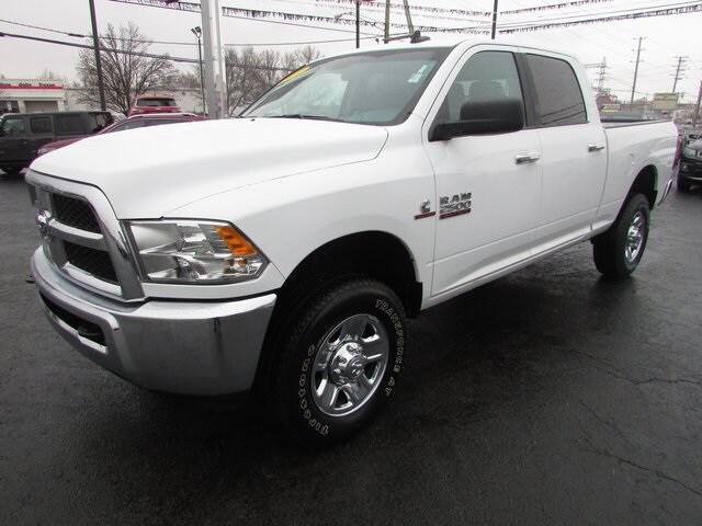2017 RAM 2500 SLT Crew Cab 4x4 64 Box 2017 RAM 2500 SLT Crew Cab 4x4 64 Box