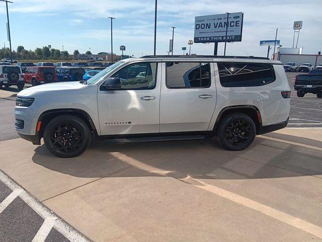 2024 Wagoneer Wagoneer L Series II Carbide 4x4 2024 Wagoneer Wagoneer L Series II Carbide 4x4