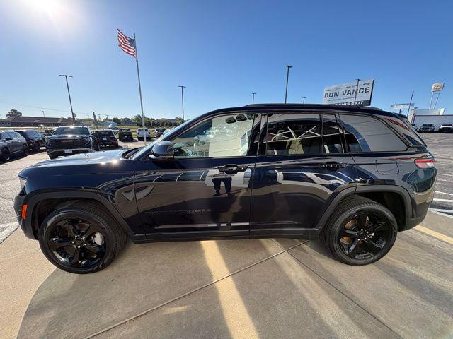 2024 Jeep Grand Cherokee Limited 4x4 2024 Jeep Grand Cherokee Limited 4x4