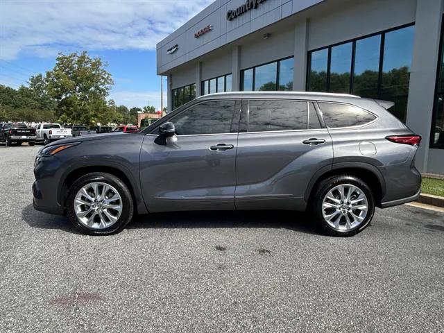 2022 Toyota Highlander Limited