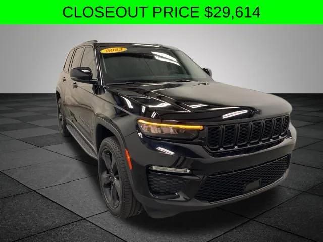 2023 Jeep Grand Cherokee Limited 4x4 2023 Jeep Grand Cherokee Limited 4x4