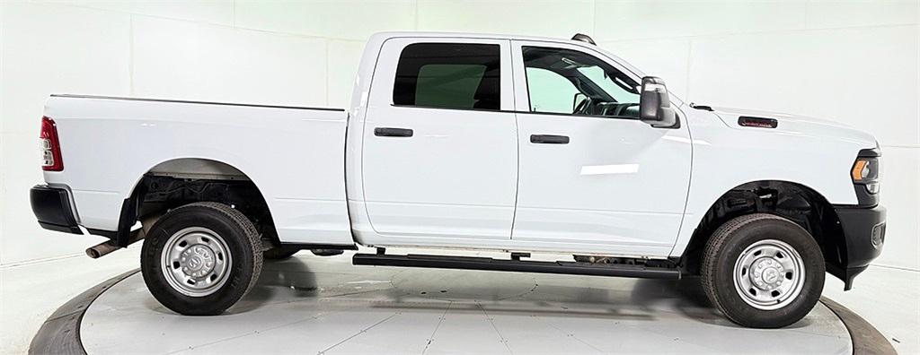 2024 RAM 2500 Tradesman Crew Cab 4x4 64 Box