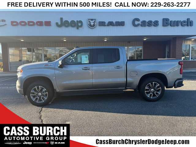 2023 Chevrolet Silverado 1500 4WD Crew Cab Short Bed RST