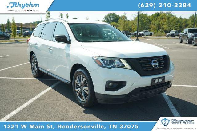 2019 Nissan Pathfinder SV