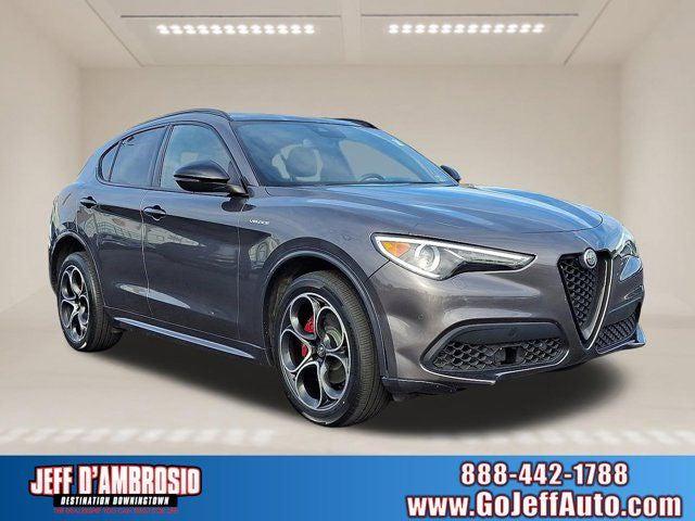 2022 Alfa Romeo Stelvio Veloce Ti AWD 2022 Alfa Romeo Stelvio Veloce Ti AWD