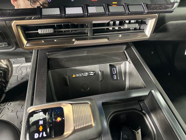 2025 GMC HUMMER EV e4WD 2X