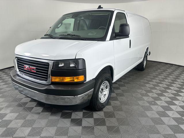 2025 GMC Savana Cargo RWD 2500 Regular Wheelbase Work Van