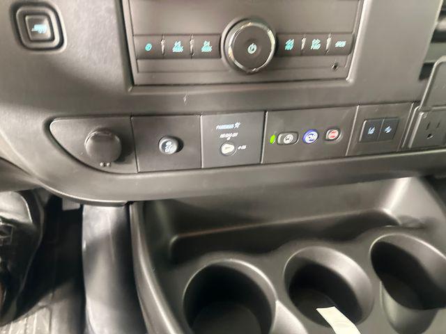 2025 GMC Savana Cargo RWD 2500 Regular Wheelbase Work Van