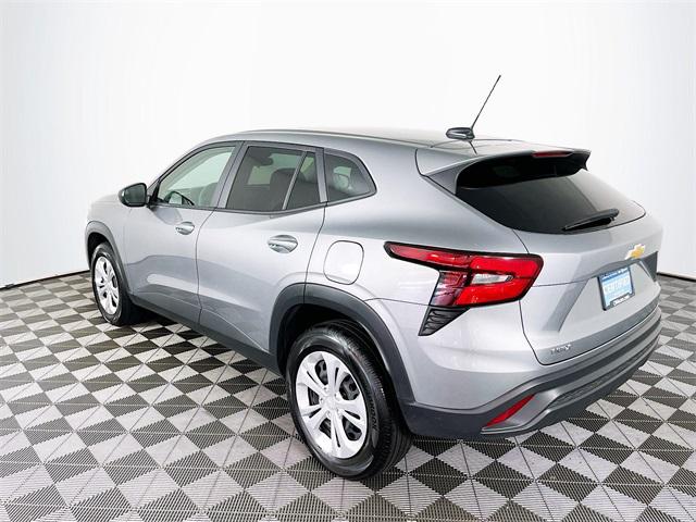 2025 Chevrolet Trax FWD LS