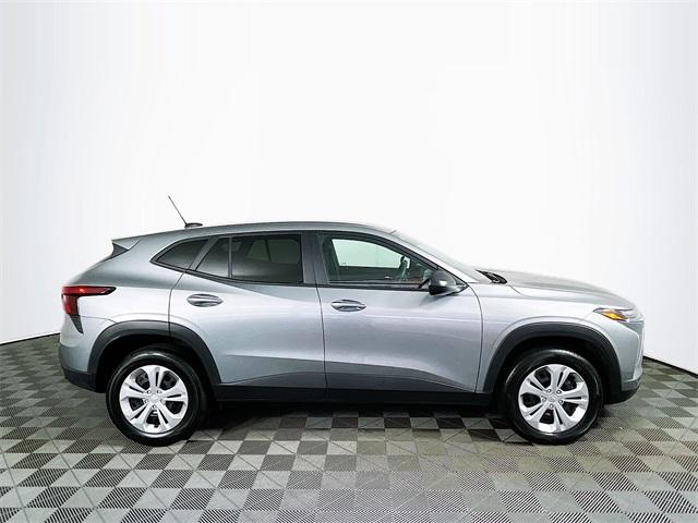 2025 Chevrolet Trax FWD LS