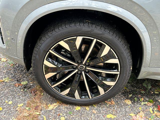 2026 Volvo XC90 B6 Ultra 7-Seater
