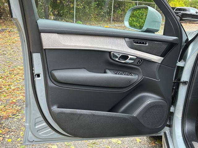2026 Volvo XC90 B6 Ultra 7-Seater