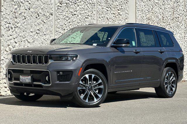 /2021 Jeep Grand-Cherokee L