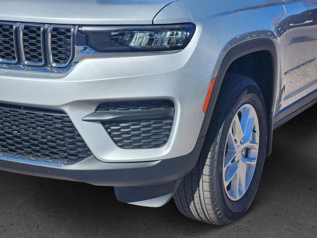 2025 Jeep Grand Cherokee Laredo X 4x4