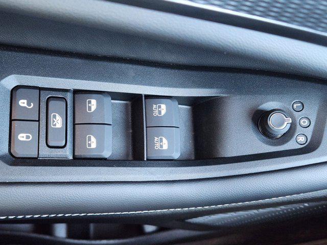 2025 Jeep Grand Cherokee Laredo X 4x4