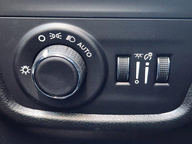 2025 Jeep Grand Cherokee Laredo X 4x4