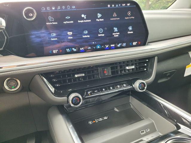 2025 Chevrolet Suburban 2WD Premier