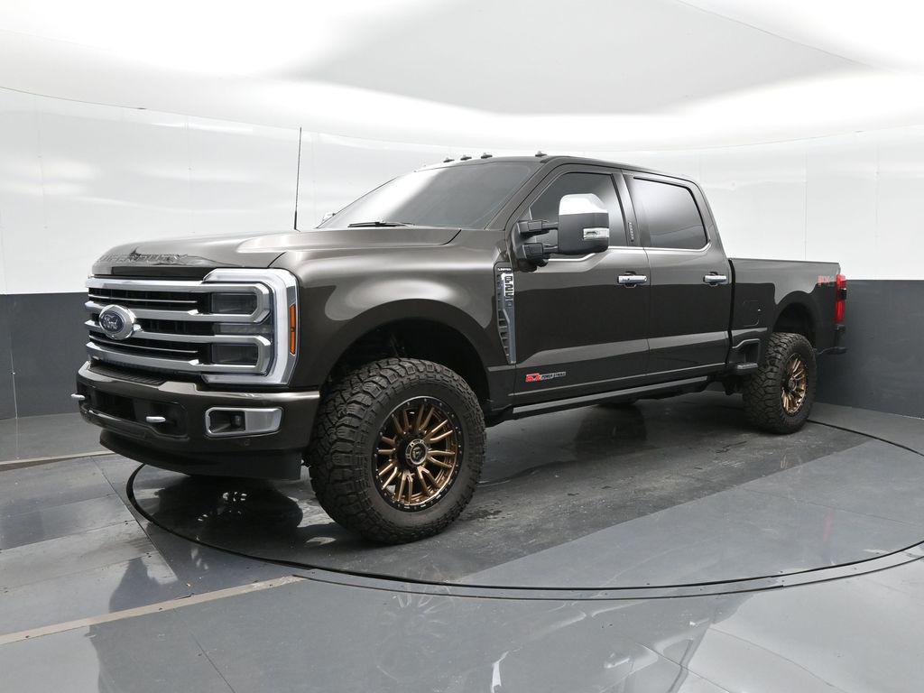 2024 Ford F-250 Super Duty Limited's photo