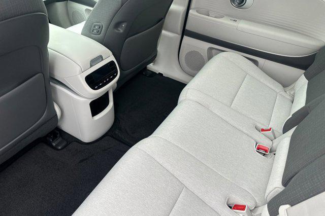 2026 Hyundai IONIQ 9 SE