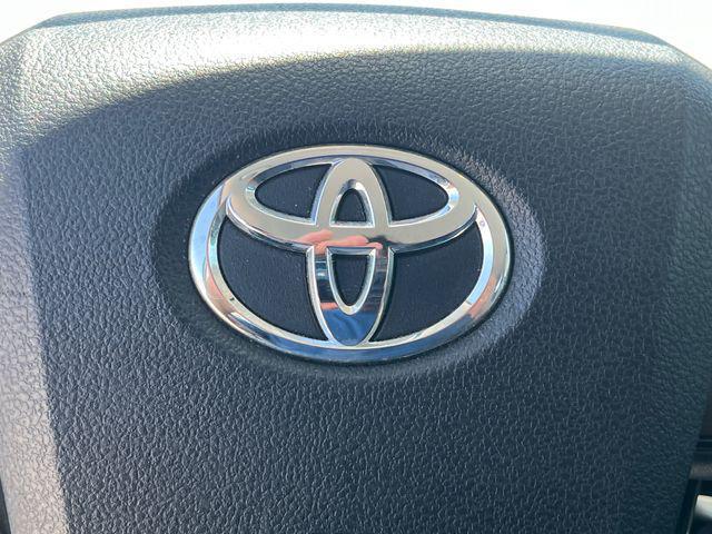 2022 Toyota Prius L