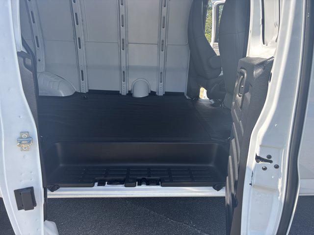 2024 GMC Savana Cargo RWD 2500 Regular Wheelbase Work Van