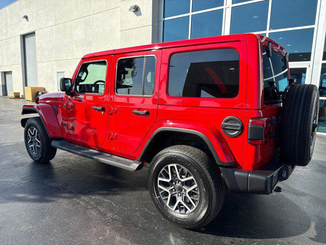 2025 Jeep Wrangler 4-Door Sahara 4x4