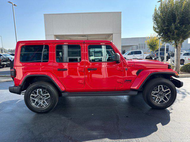 2025 Jeep Wrangler 4-Door Sahara 4x4