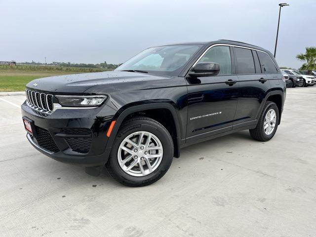 2025 Jeep Grand Cherokee GRAND CHEROKEE LAREDO X 4X2