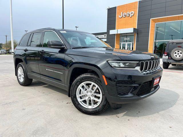 2025 Jeep Grand Cherokee GRAND CHEROKEE LAREDO X 4X2