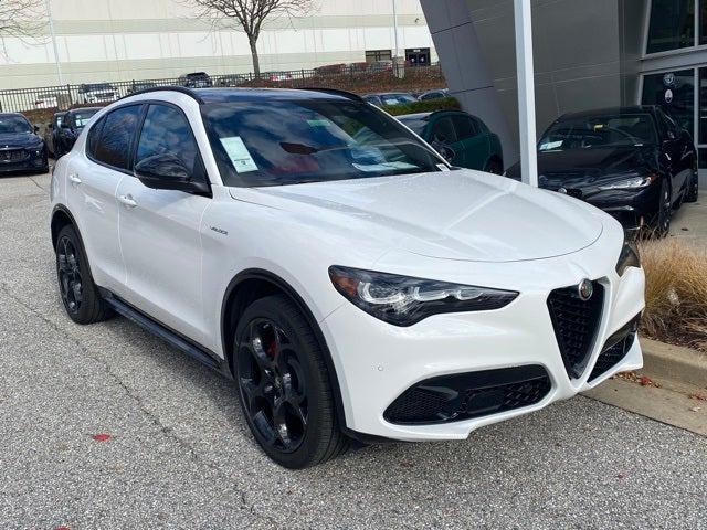 2025 Alfa Romeo Stelvio STELVIO AWD