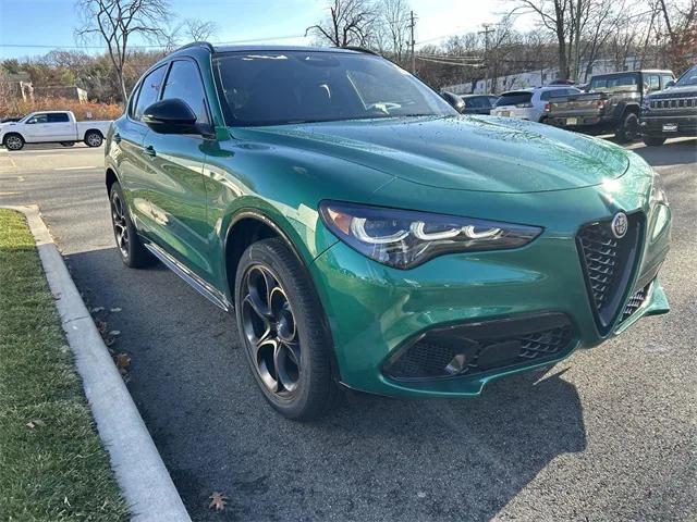 2025 Alfa Romeo Stelvio STELVIO INTENSA AWD 2025 Alfa Romeo Stelvio STELVIO INTENSA AWD