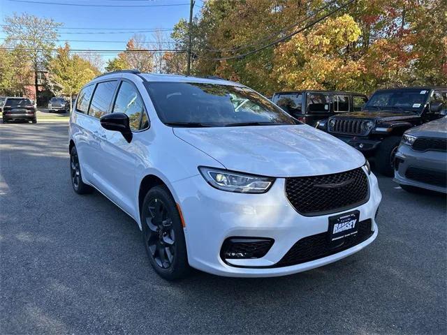 2026 Chrysler Pacifica PACIFICA LIMITED AWD