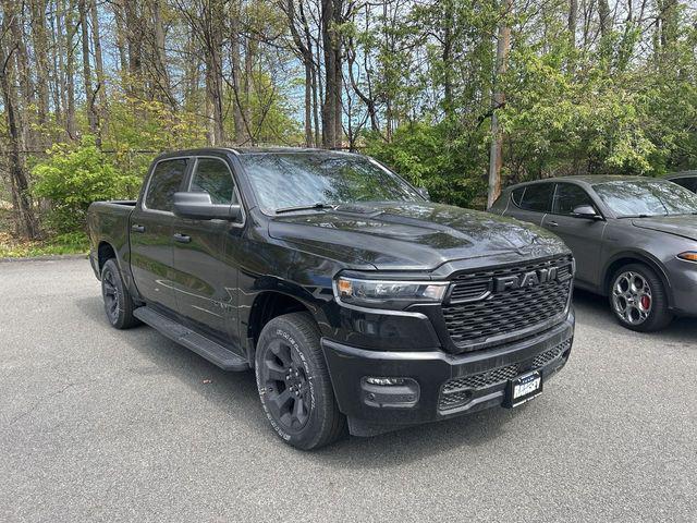 2026 RAM Ram 1500 RAM 1500 EXPRESS CREW CAB 4X4 57 BOX