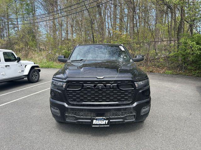 2026 RAM Ram 1500 RAM 1500 EXPRESS CREW CAB 4X4 57 BOX