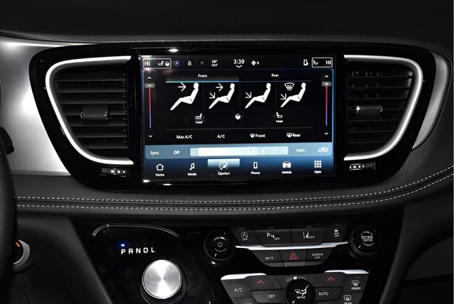 2026 Chrysler Pacifica Select AWD