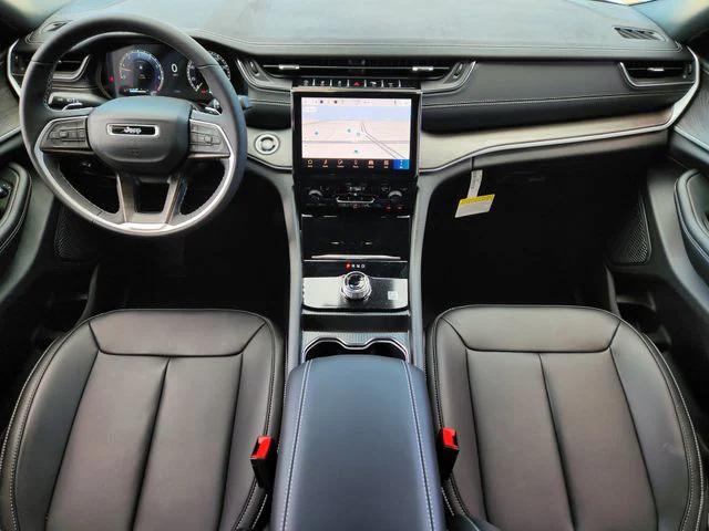 2025 Jeep Grand Cherokee Limited 4x2