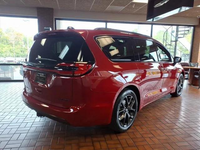 2026 Chrysler Pacifica PACIFICA LIMITED