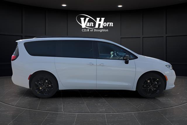 2026 Chrysler Pacifica PACIFICA LIMITED AWD