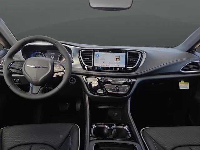 2026 Chrysler Pacifica Limited AWD