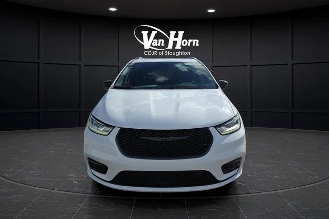 2026 Chrysler Pacifica Limited AWD