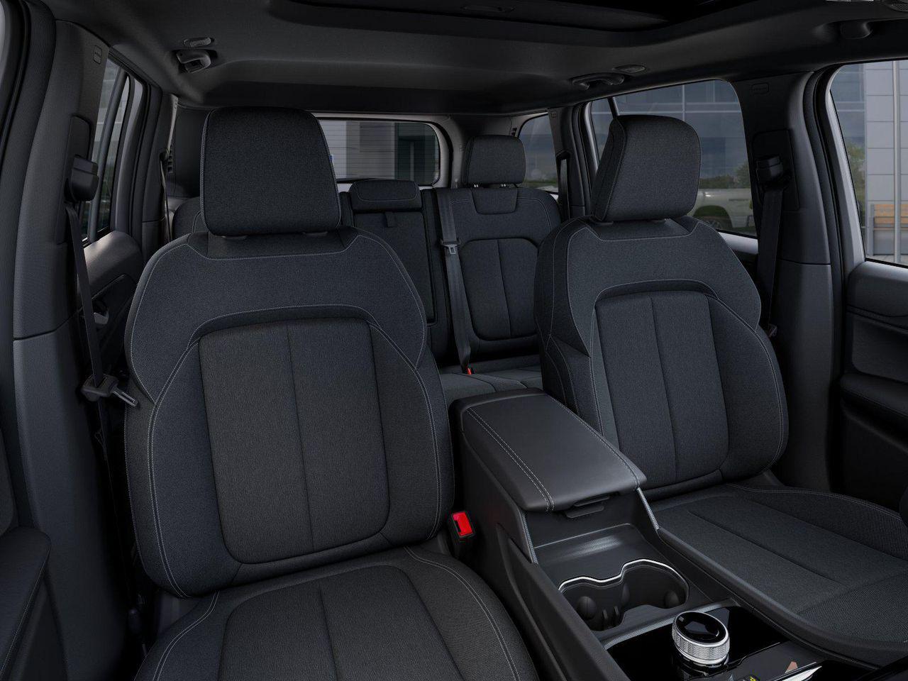 New 2025 Diamond Black Crystal Pearl-Coat Exterior Paint Jeep Laredo X image 43
