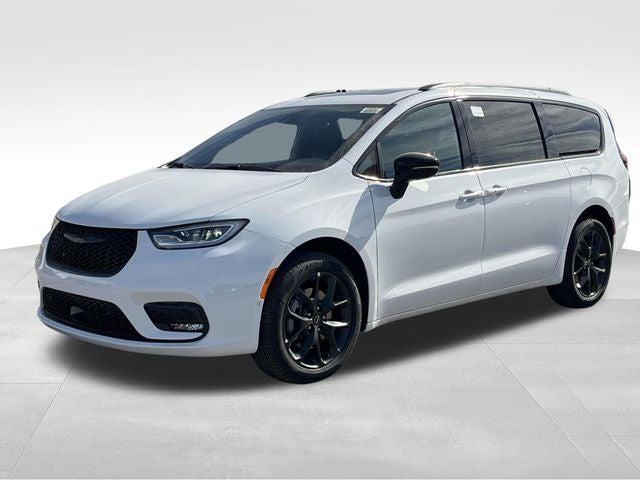 2026 Chrysler Pacifica PACIFICA LIMITED AWD