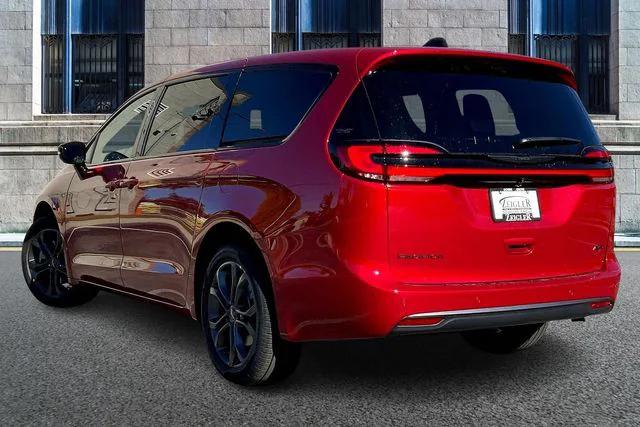 2026 Chrysler Pacifica PACIFICA SELECT AWD