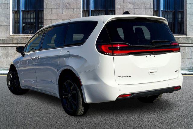 2026 Chrysler Pacifica PACIFICA SELECT AWD