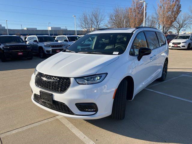 2026 Chrysler Pacifica PACIFICA LIMITED